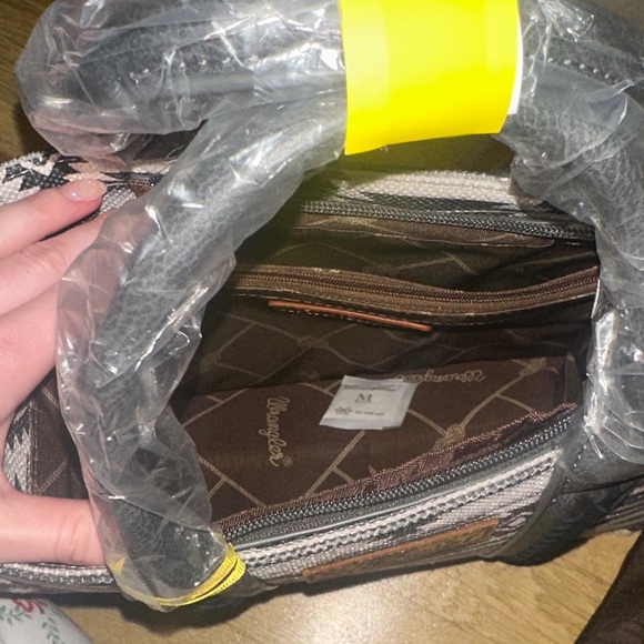 Wrangler Black and Gray Purse - Picture 8 of 9